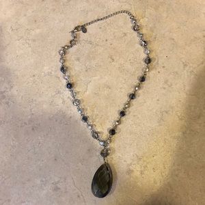 A charming necklace with lovely stone